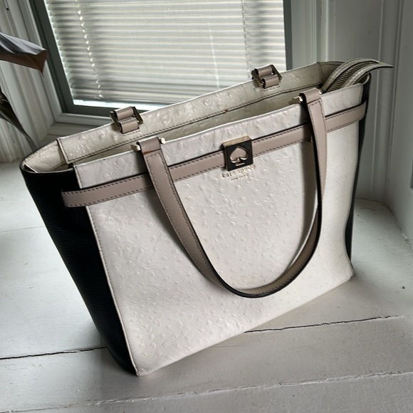 Large used Kate Spade purse - Picture 16 of 16